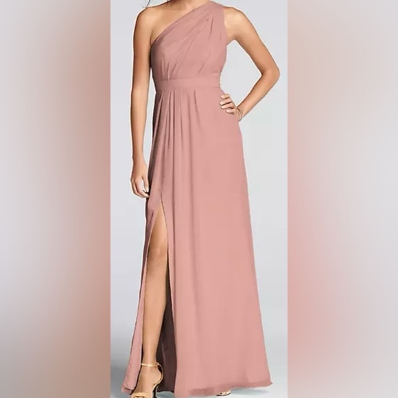 David’s Bridal 1 Shoulder with Front Split Plus Size Long Dress - Prom / Wedding - Picture 1 of 11